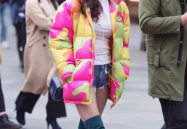 有个性的小姐姐穿着很土,土味穿搭下的个性小姐姐风采